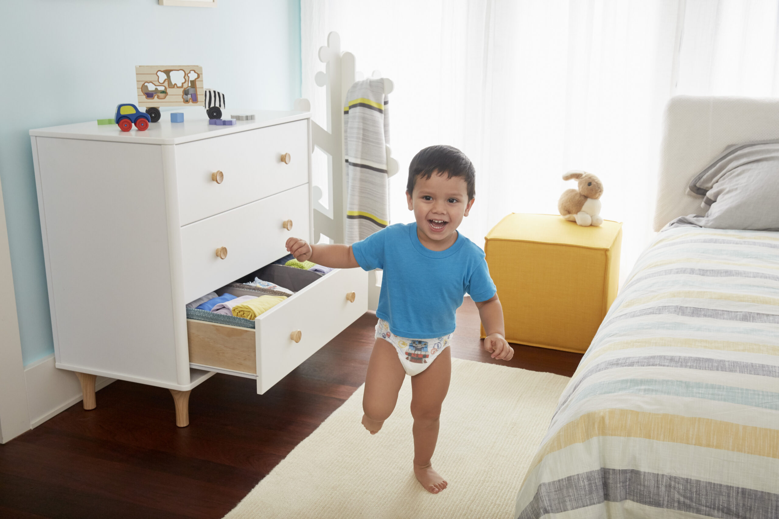 Make Potty Training Easy With #PampersEasyUps