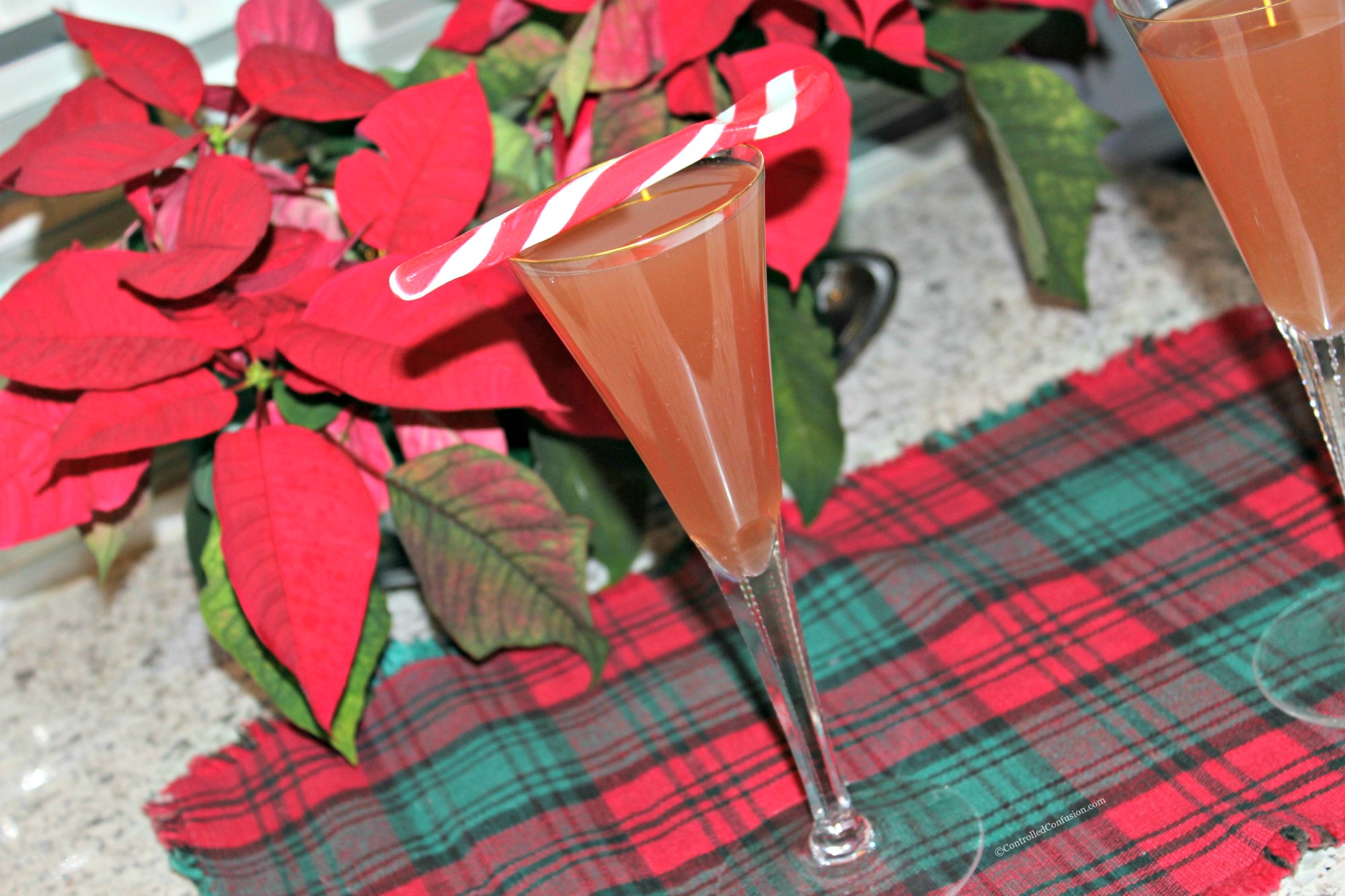 Make the Perfect Holiday Mocktails With Simply Beverages