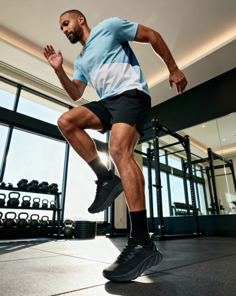 Men’s Holiday Walking Shoes That Carry You Through The Season With Style